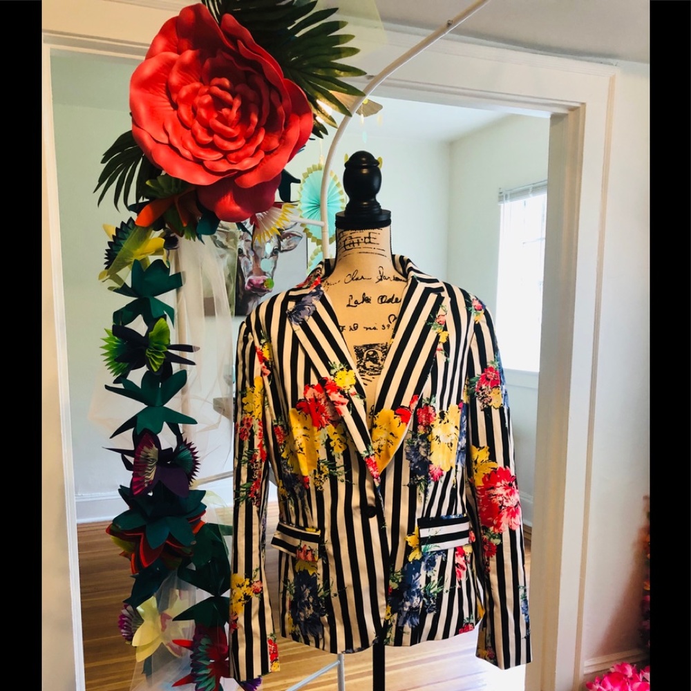 NWT New York and Company Floral Stripe Blazer